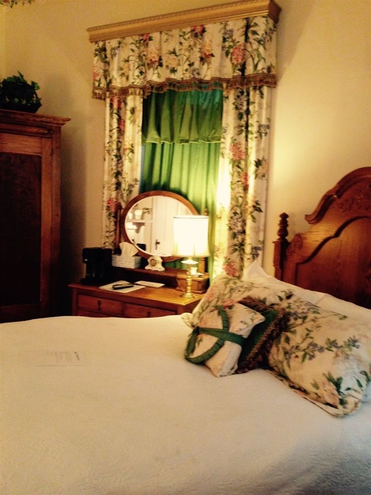 Carriage Lane Inn Murfeesboro Tn เมอร์ฟรีสโบโร ภายนอก รูปภาพ