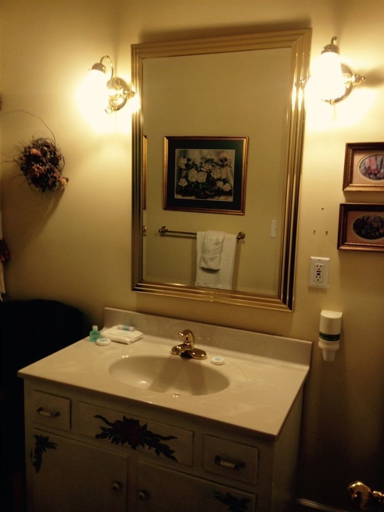 Carriage Lane Inn Murfeesboro Tn เมอร์ฟรีสโบโร ภายนอก รูปภาพ