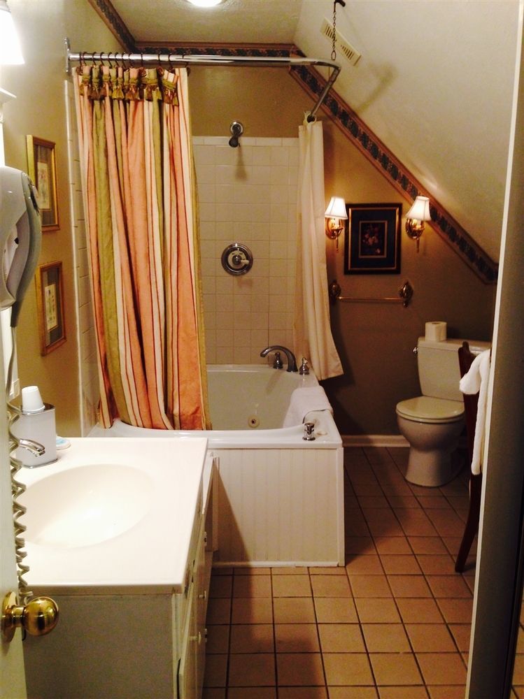 Carriage Lane Inn Murfeesboro Tn เมอร์ฟรีสโบโร ภายนอก รูปภาพ
