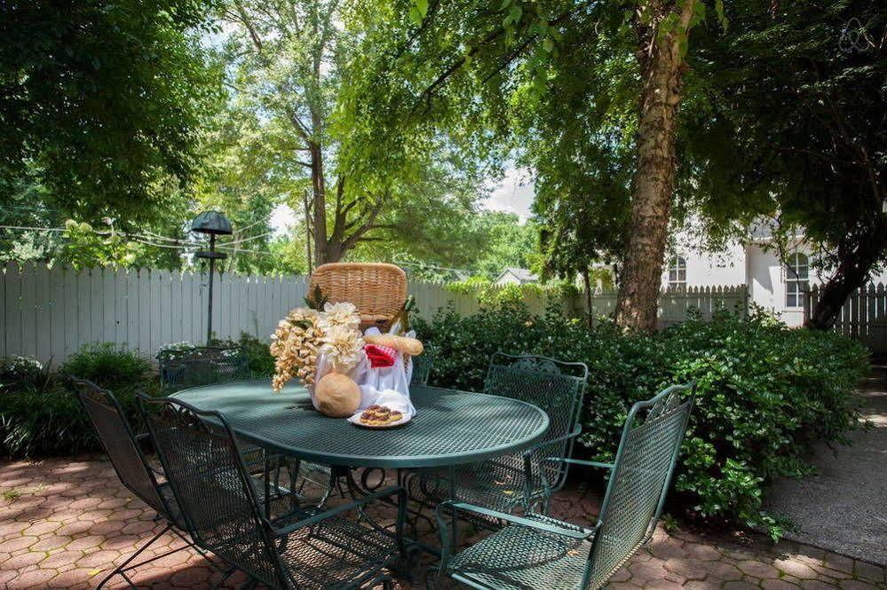 Carriage Lane Inn Murfeesboro Tn เมอร์ฟรีสโบโร ภายนอก รูปภาพ