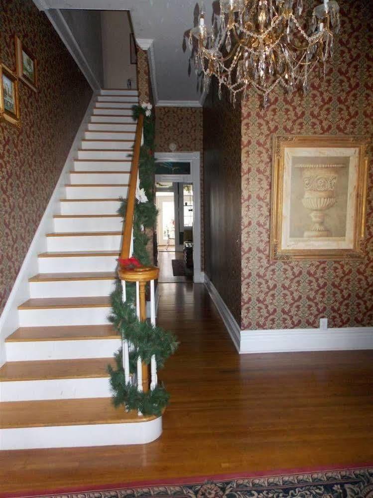 Carriage Lane Inn Murfeesboro Tn เมอร์ฟรีสโบโร ภายนอก รูปภาพ
